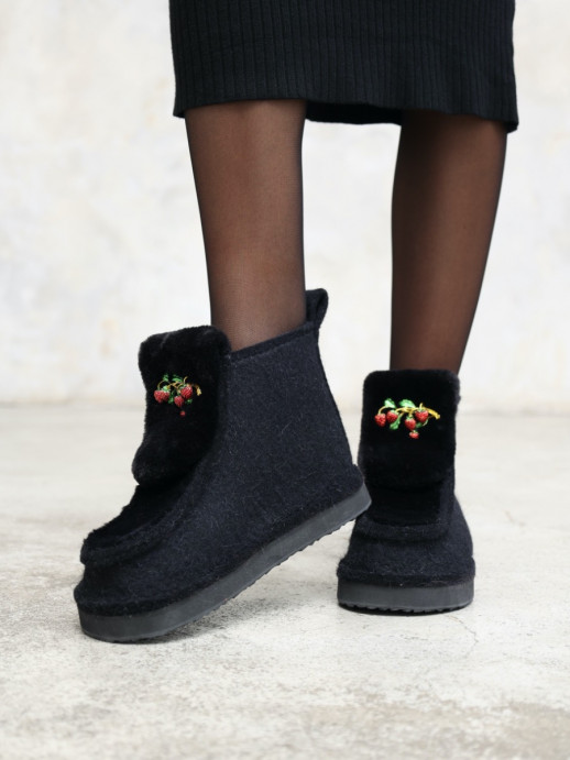 the Classics x Земляничка [black]